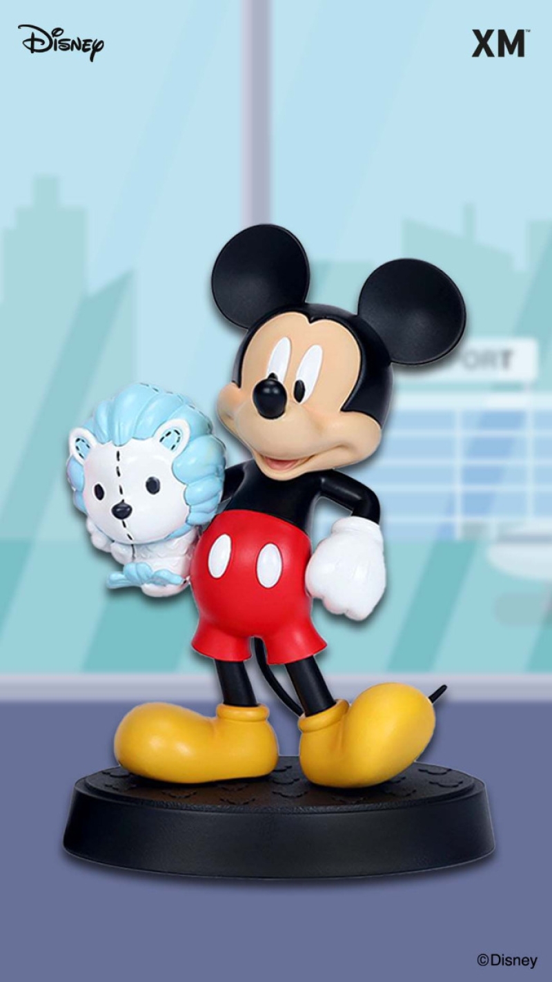XM Studios Mickey Around The World - Mickey - Singapore Edition