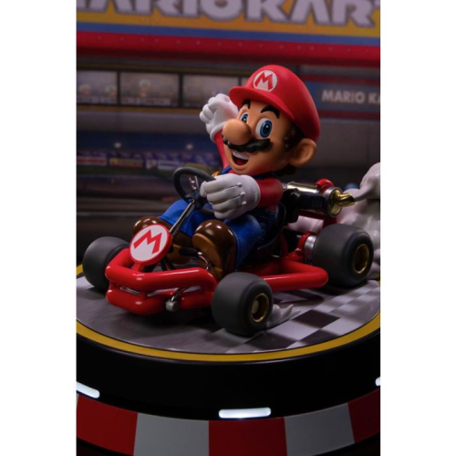 First 4 Figures Mario Kart - Mario (Collector's Edition)