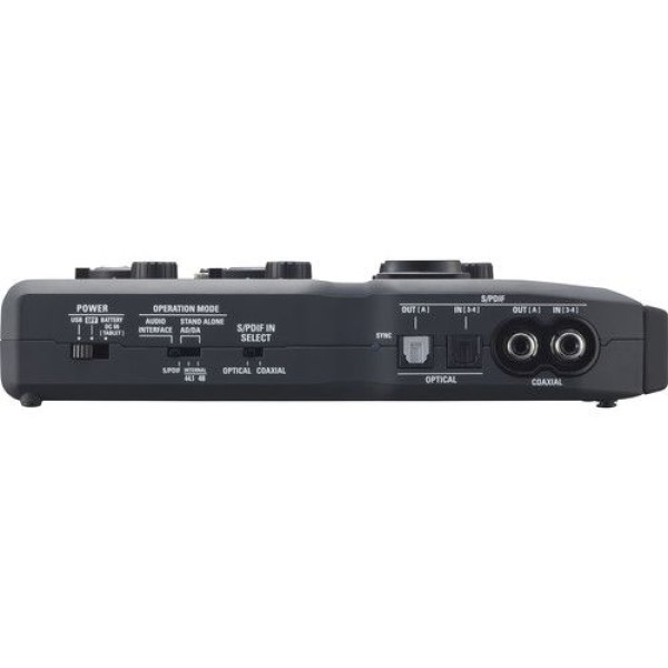 ZOOM U-44 HANDY 4-IN/4-OUT AUDIO INTERFACE