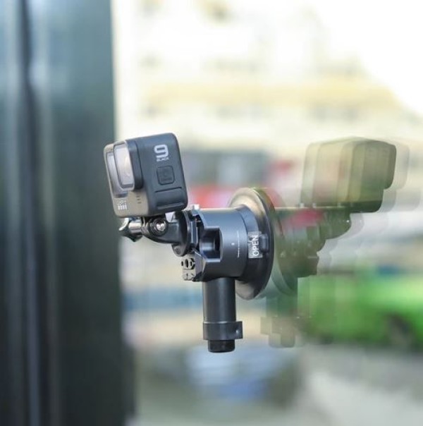 ULANZI FALCAM F22 QUICK-RELEASE SUCTION CUP MOUNT (3 INCHES0