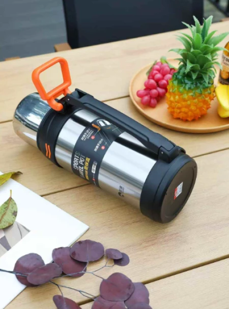 دي . كادي زجاجة مفرغة من الهواء سعة 2500 مل - فضي